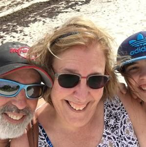 Meet your Posher, Deborah